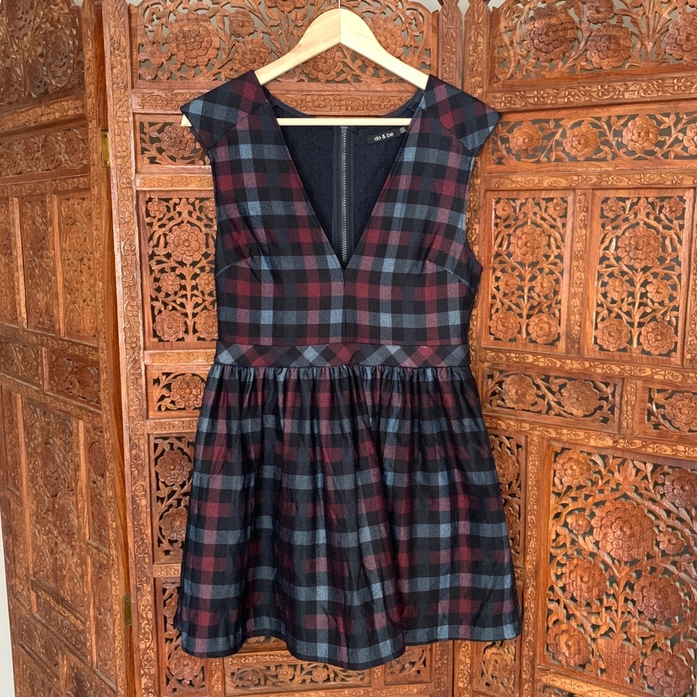 Red and blue Plaid, dress with pleated skirt Sz Lg